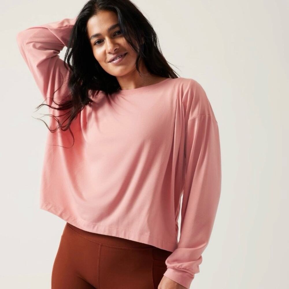 Athleta Pink Long Sleeve Elemental Top Cropped Shirt Sz.S